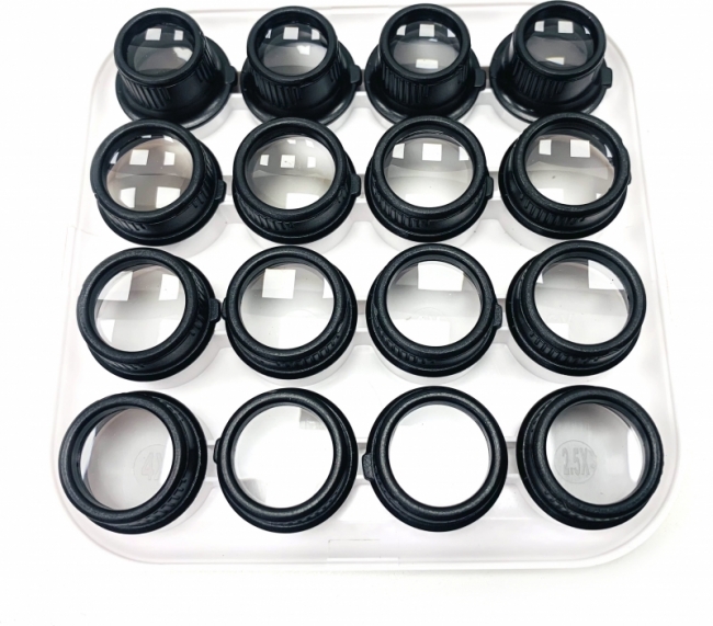 из 16-ти линз