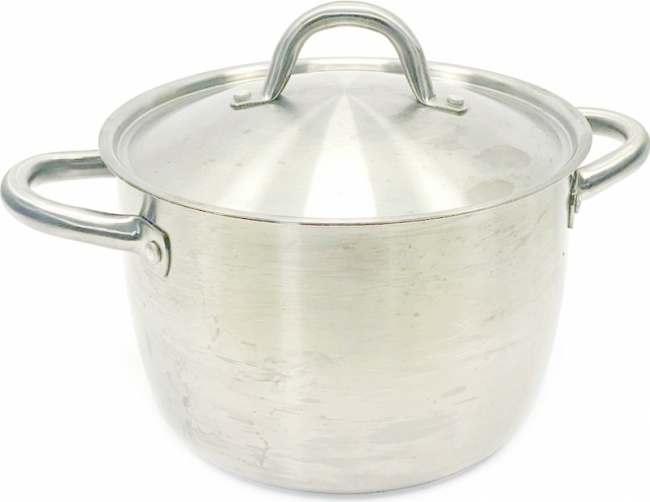 металлическая с крышкой