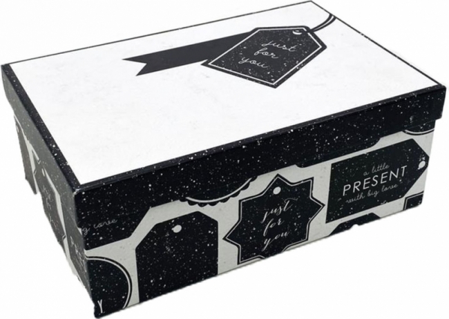 подарочная с ярлычками