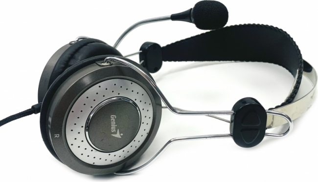 с микрофоном Genius