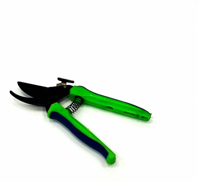 Секатор садовый