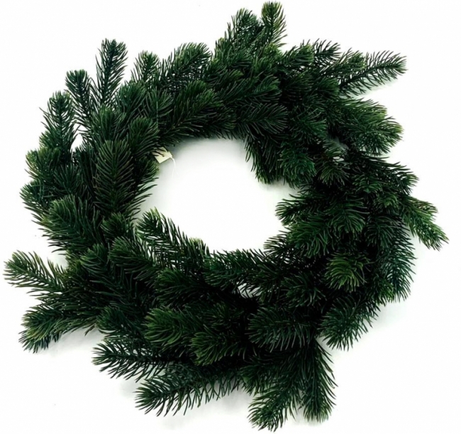 из ели новогодний