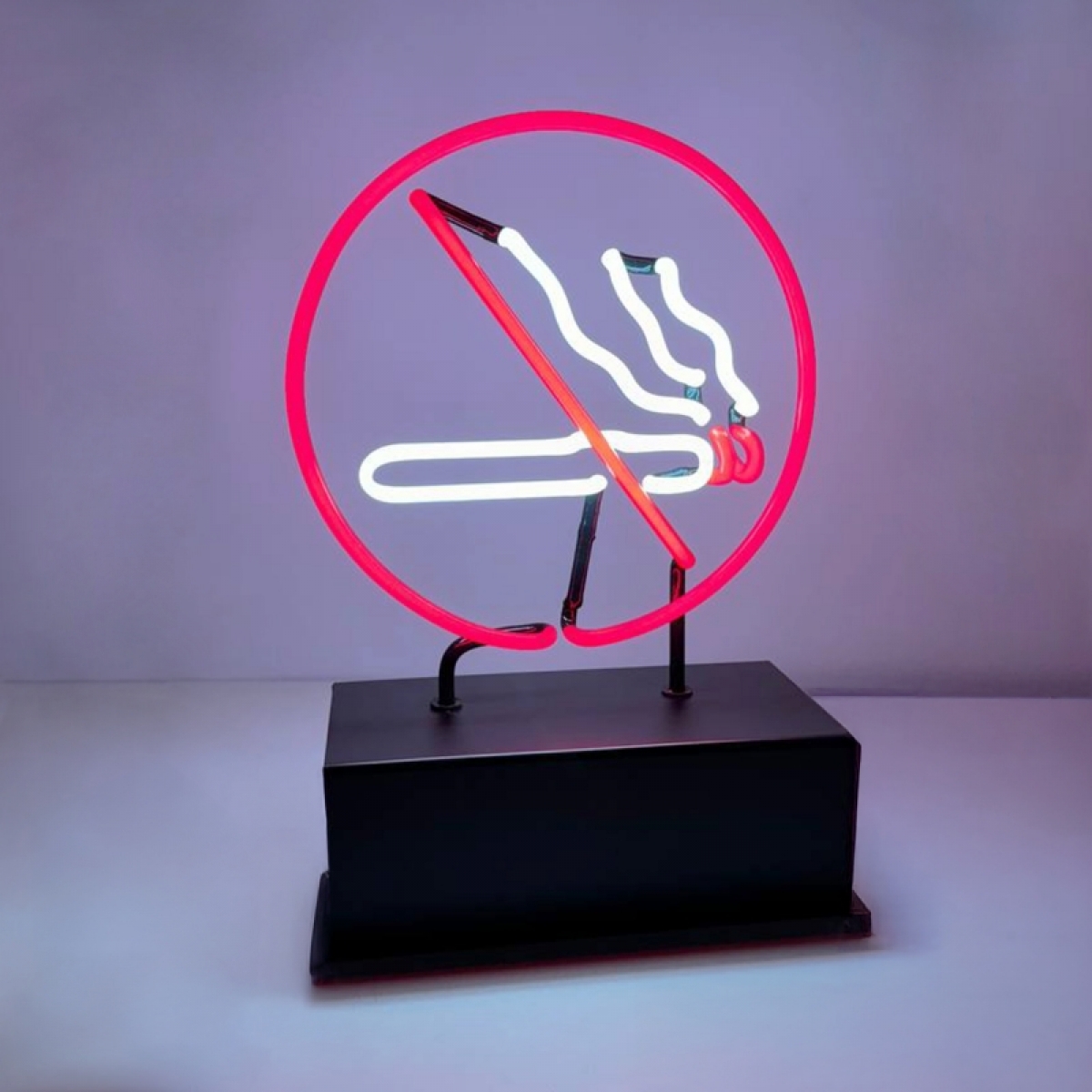 Неон No Smoking
