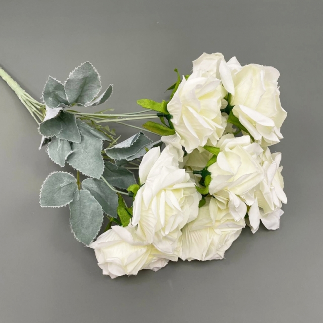 Букет из девяти роз