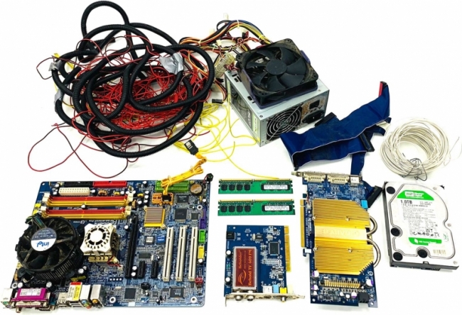 и микросхемы в ассортименте