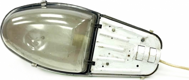 от уличного фонаря