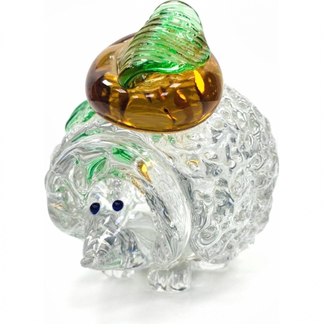 Ежик с яблоком