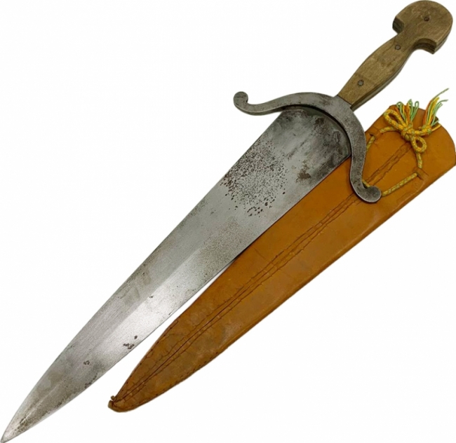 с ножнами Чинкуэда