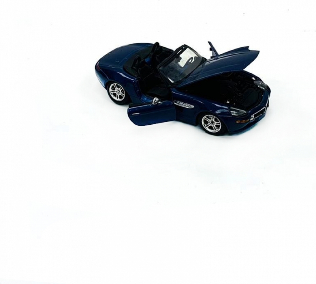 Модель машины BMW Z8
