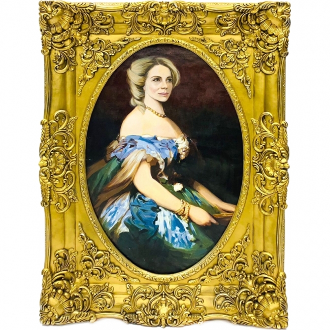 в багете Мадам в синем платье