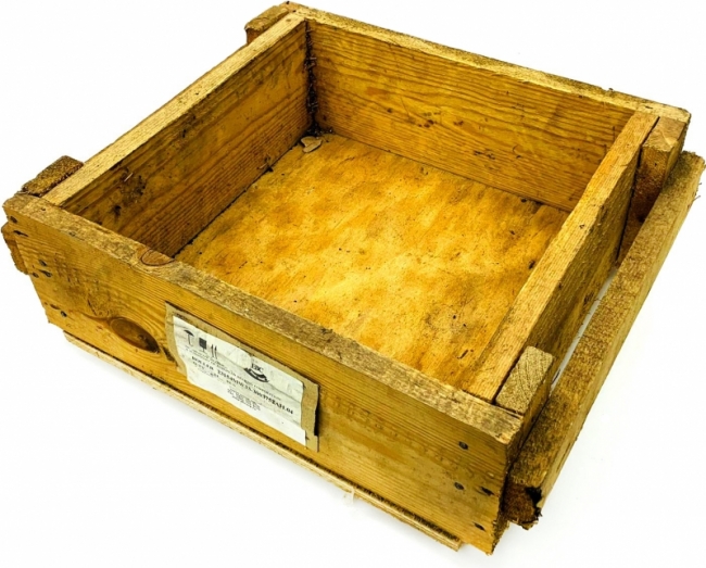 деревянный квадратный